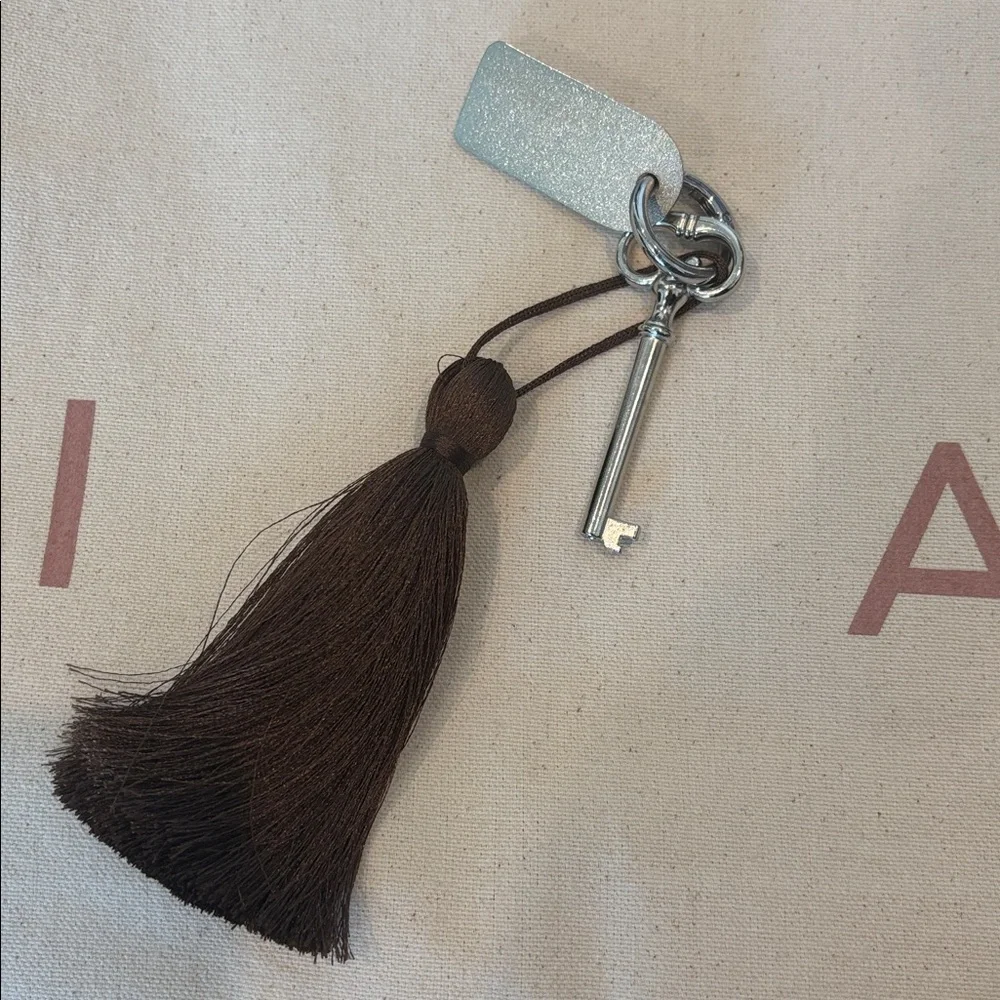 Sale! New ILIA Beauty Signature Logo Key Ring & Structured Canvas Tote Bag